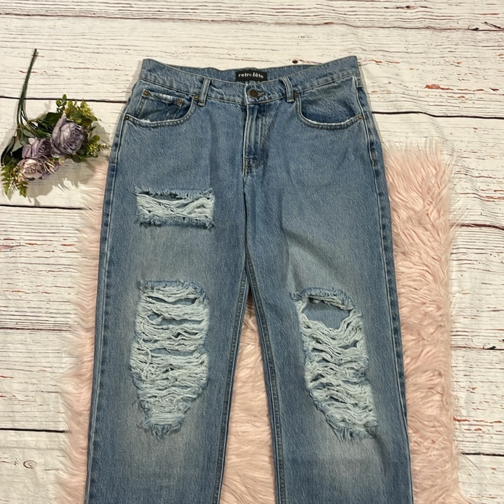NWT Retrofete Women’s Maggie Distressed Low Rise Jean in Coast - Picture 8 of 10